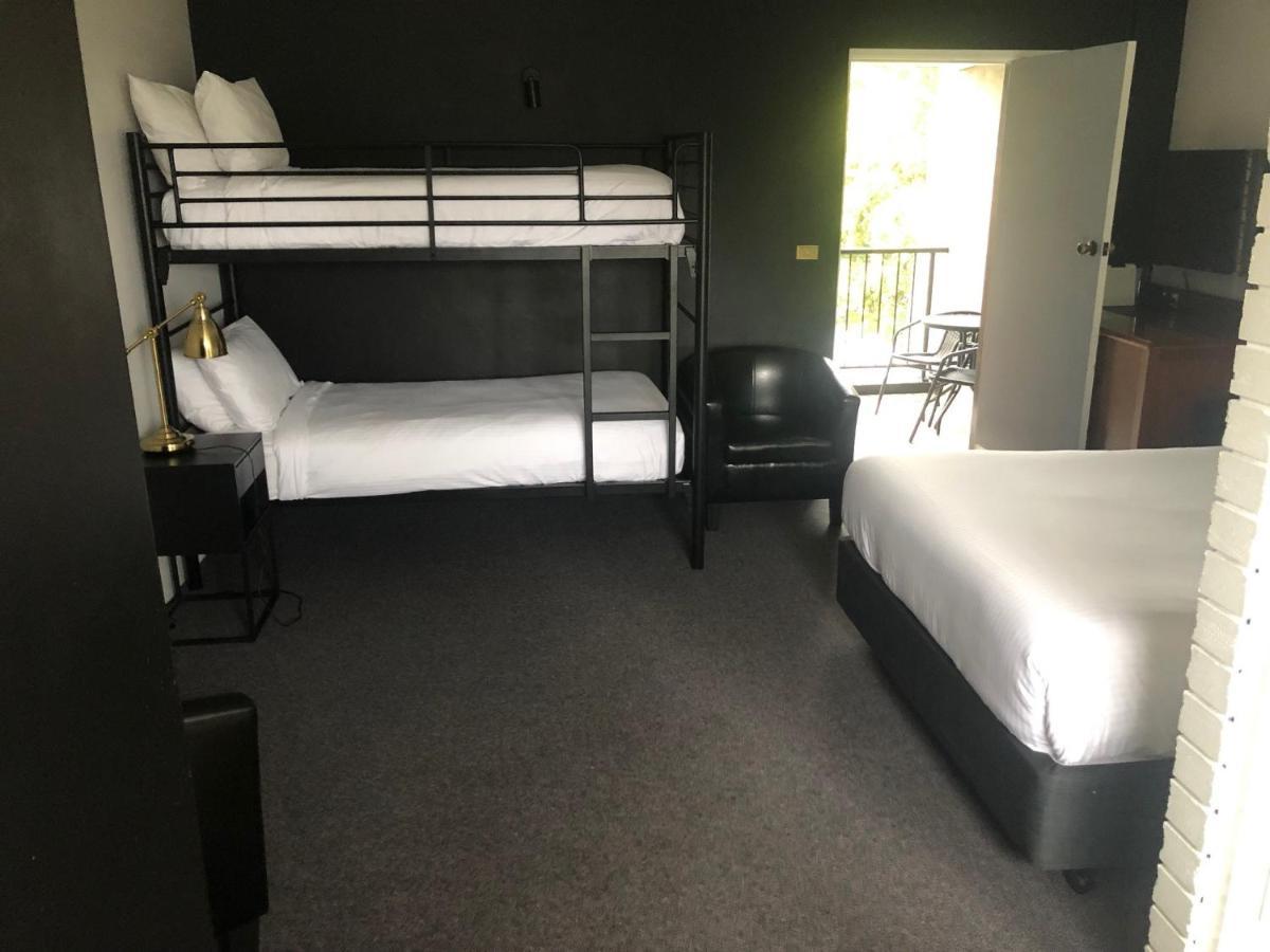 Matador Motor Inn Кофс-Харбор Экстерьер фото